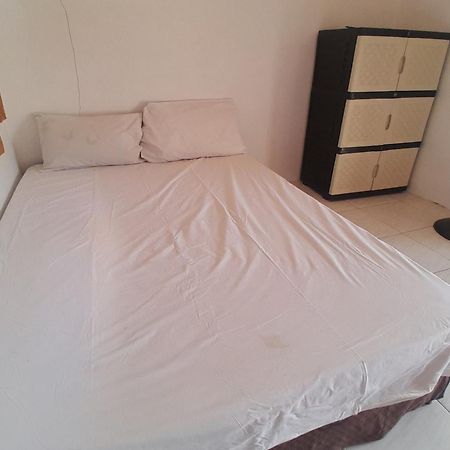 Spot On 93410 Wisma Bintang Jepara Luaran gambar